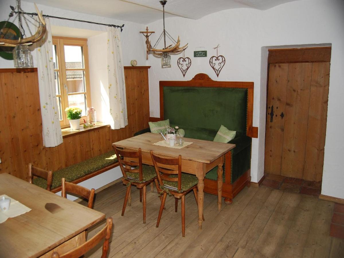 Landhof Angstl - Gaestezimmer Und Tagungsraum Hoslwang Exterior photo